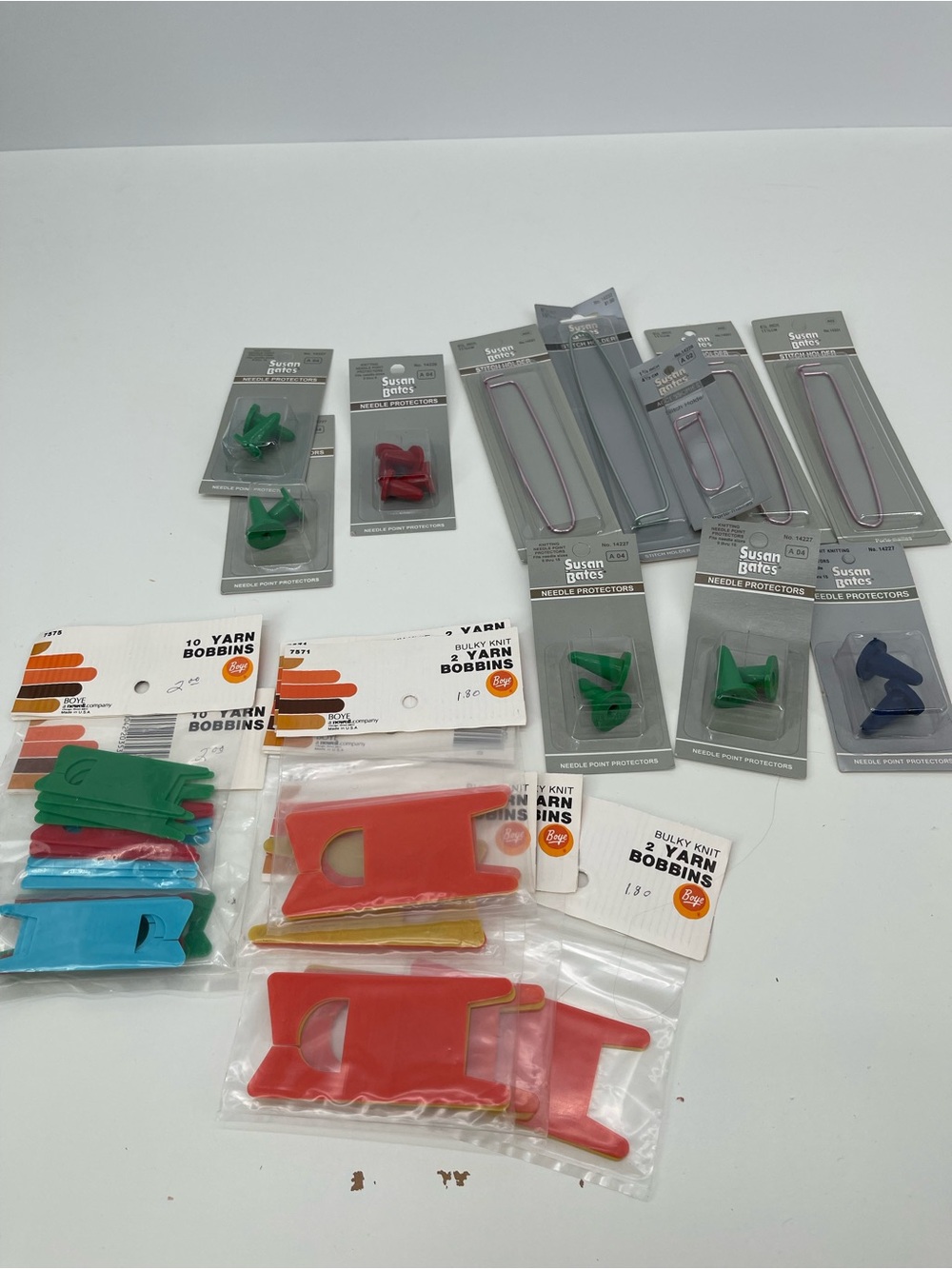 Boye Yarn Bobbins Pack, Thread Winders, Stitch Markers, Needle Caps